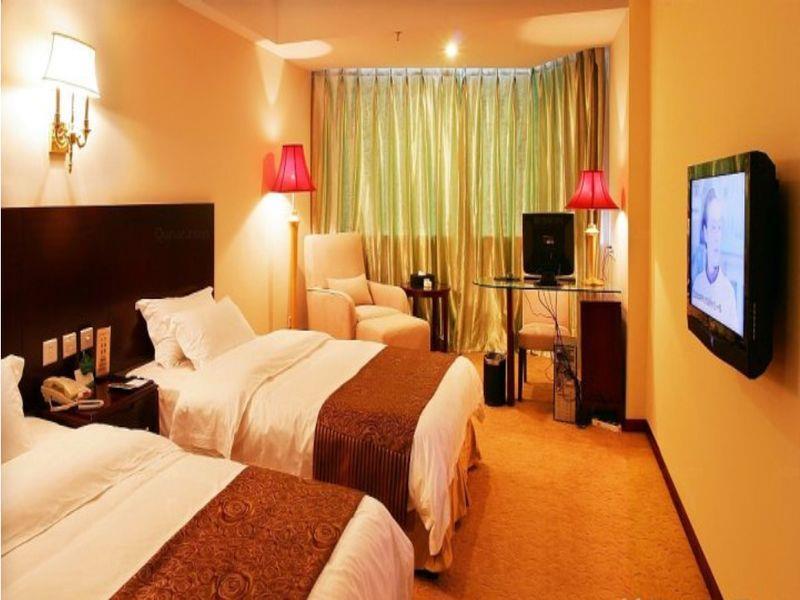 Crown International Hotel Çengdu Dış mekan fotoğraf