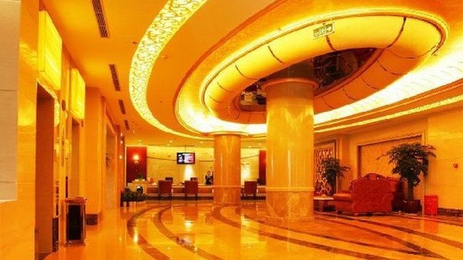 Crown International Hotel Çengdu İç mekan fotoğraf